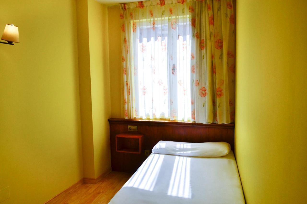 Alda Via De La Plata Rooms La Bañeza Εξωτερικό φωτογραφία